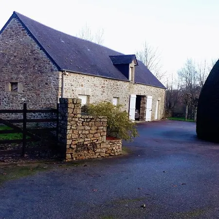 Escapade Nature A Deux Dans Un Cosy Borde D'un Parc Arbore Saint-Sauveur-le-Vicomte