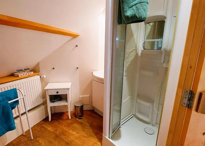 Escapade Nature A Deux Dans Un Cosy Borde D'un Parc Arbore Tatil Evi Saint-Sauveur-le-Vicomte