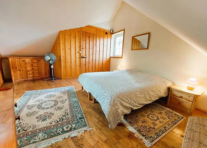 Tatil Evi Escapade Nature A Deux Dans Un Cosy Borde D'un Parc Arbore Saint-Sauveur-le-Vicomte